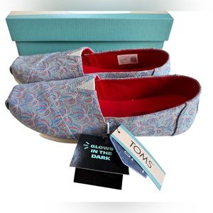 TOMS Alpargata Fireworks. Size 9.